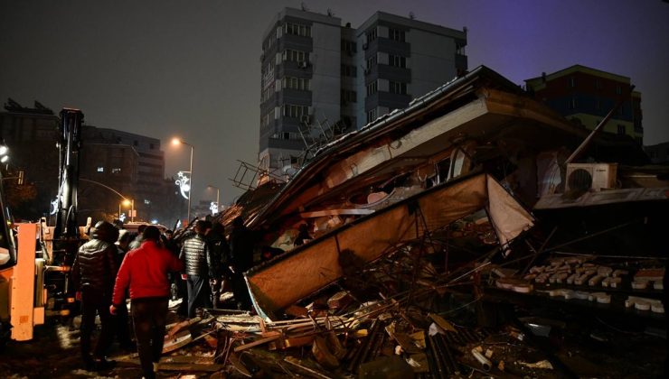 Şanlıurfa Valisi: 15 vatandaşımız vefat etti, 30 vatandaşımız da yaralı