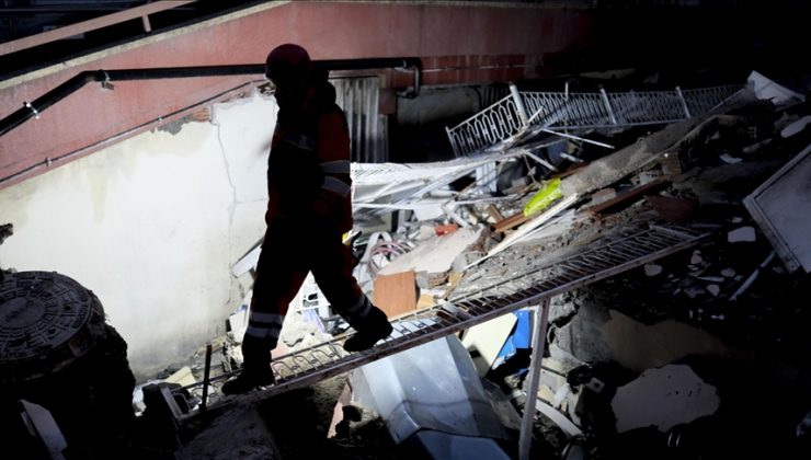 Hatay’da 3 asker depremde şehit oldu