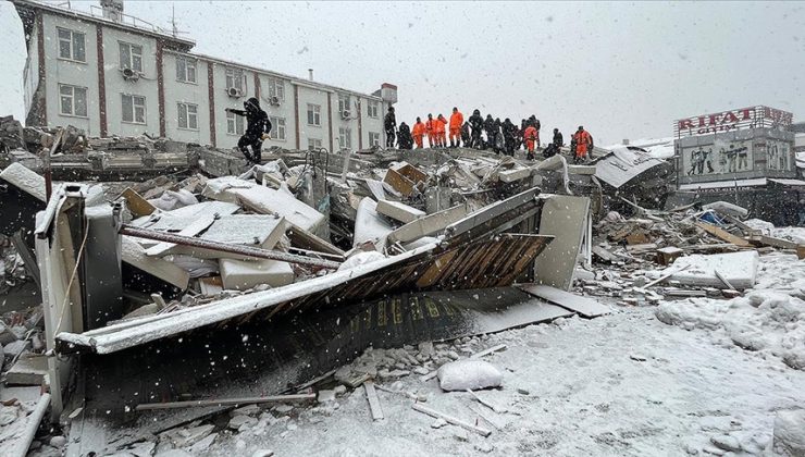 Depremlerde yaşanan can kaybı artmaya devam ediyor: 6 bin 234
