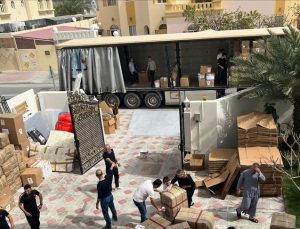 Türkiye’nin Doha Büyükelçiliği 500 ton yardım topladı