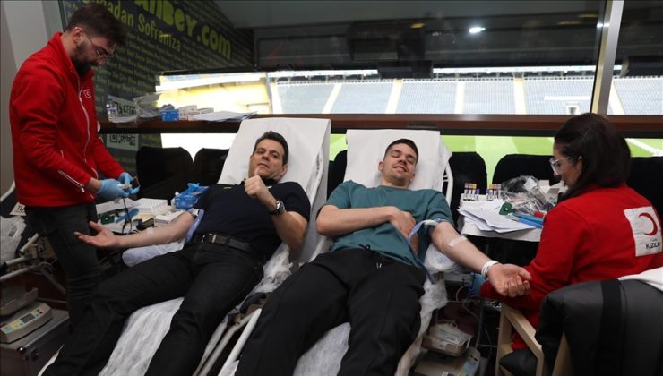 Fenerbahçeli sporcular kan bağışı etkinliğine katıldı