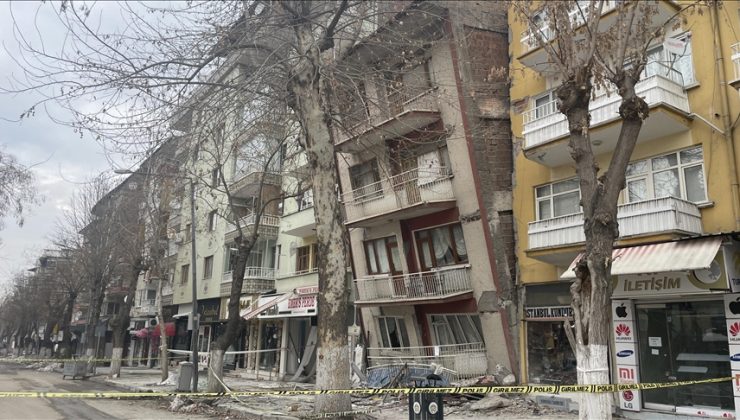 Malatya’da 2 bin 528 bina yıkıldı