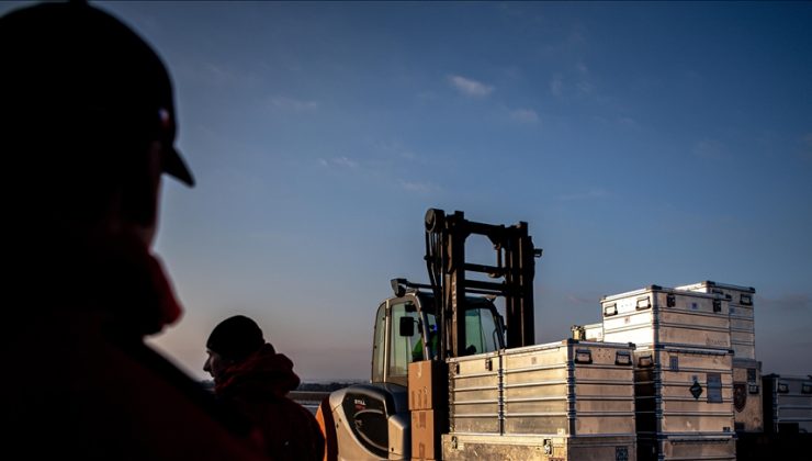 Türkiye’deki arama kurtarma çalışmalarına katılacak Yunanistan özel ekibi yola çıktı