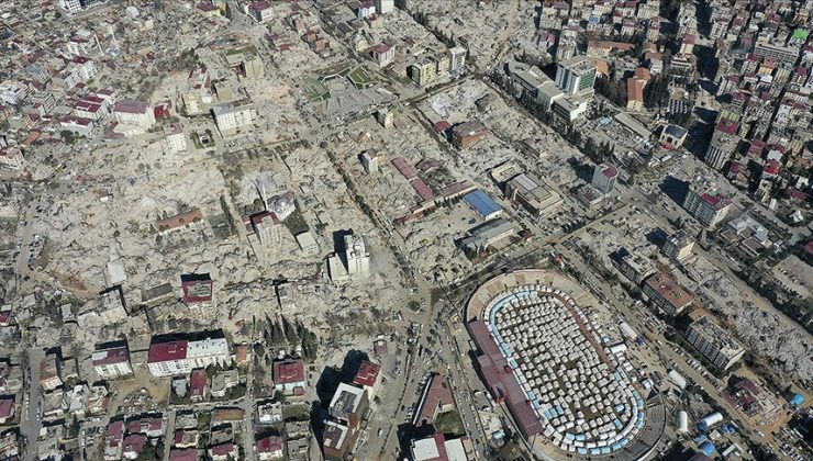 Depremlerde yıkılan binalarla ilgili 120 tutuklama