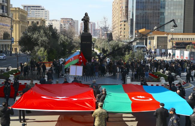 Azerbaycan’da Hocalı Katliamı kurbanları anılıyor