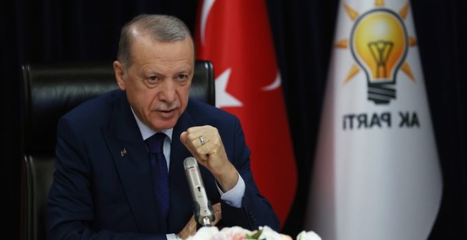 Cumhurbaşkanı Erdoğan: Merkezi yönetimle yerel yönetim el ele vermezse o şehre bir şey gelmez
