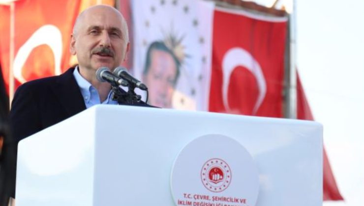 Bakan Karaismailoğlu: Konteyner ve prefabrik evlerin tamamını kurmak için çalışıyoruz