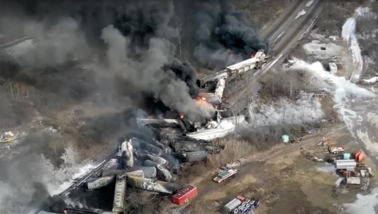 ABD Adalet Bakanlığı, Ohio tren kazası için demir yolu şirketine dava açtı