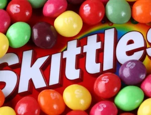 California, Skittles’ı yasaklıyor mu?
