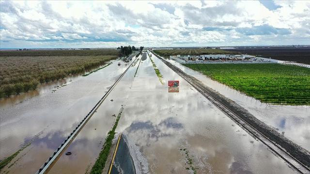 ABD’nin California eyaleti hava şartları ile boğuşuyor