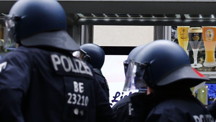 Almanya’da silahlı saldırı: 2 kişi yaşamını yitirdi
