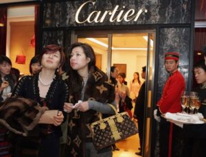 Çinli zenginler, lüks tüketimlerinde Fransız markalarını tercih ediyor