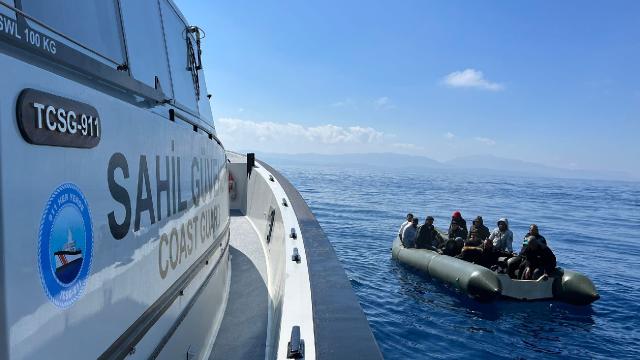 Açık denizden 96 düzensiz göçmen kurtarıldı