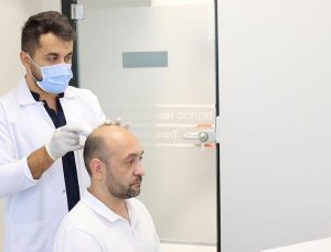 Estpital International: Yanlış beslenme alışkanlıkları da saç dökülmesine neden oluyor