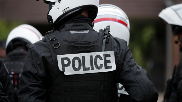 Paris’te polise soruşturma açıldı