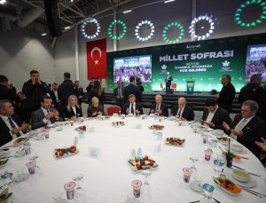 Gelecek Partisinin ev sahipliğinde “Büyük İstanbul İftarı” yapıldı