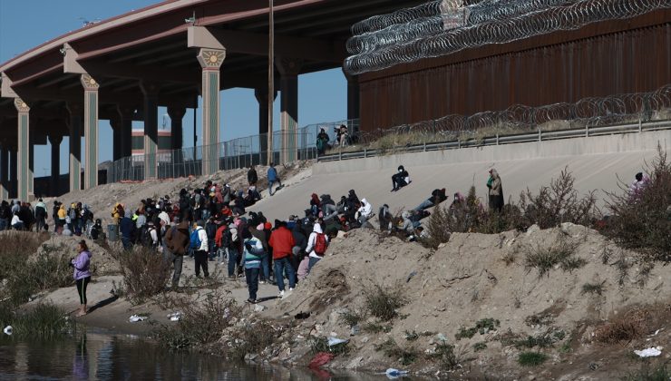 Meksika-ABD sınırını geçmek isteyen yüzlerce göçmen polisle çatıştı