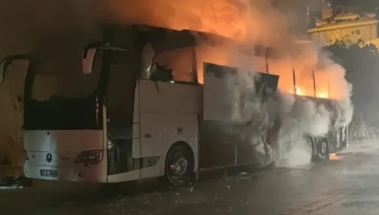 Trabzon’da polisleri taşıyan otobüs yandı
