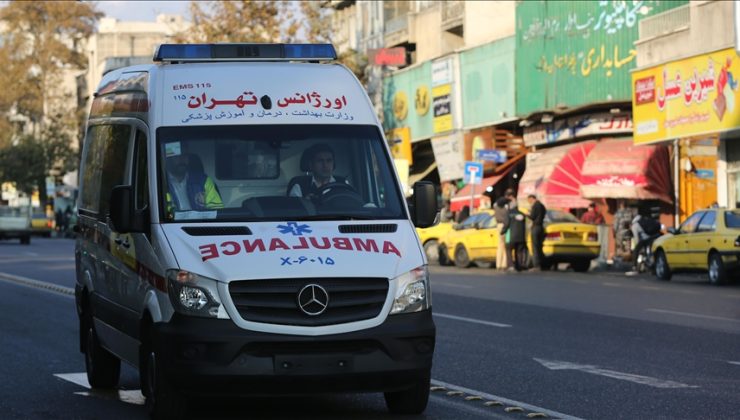 İran’ın 12 eyaletinde 500’e yakın öğrenci daha zehirlendi