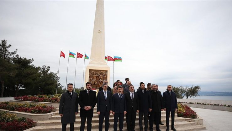 Çanakkale Savaşları’nda şehit olan Azerbaycanlı askerler anısına yapılan anıt açıldı