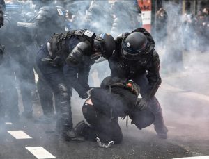 İngiltere Kralı’nın Fransa ziyaretine protesto engeli