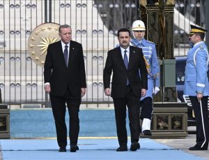 Cumhurbaşkanı Erdoğan, Türkiye’ye gelen Irak Başbakanı Şiya es-Sudani’yi resmi törenle karşıladı