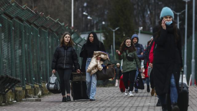 Polonya’daki Ukraynalı mülteciler bugünden itibaren barınma masraflarına katkıda bulunacak