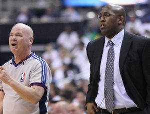 NBA’de yılın en iyisi Mike Brown