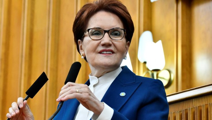 İYİ Parti lideri Akşener kürsünden mermilerle seslendi