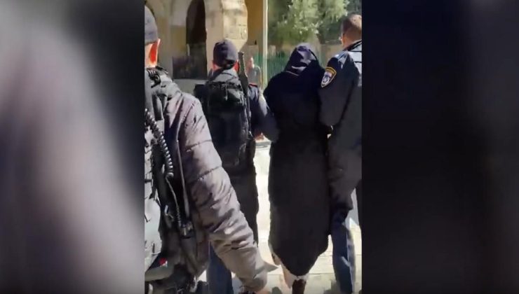 İsrail polisi Mescid-i Aksa’da bir Türk’ü gözaltına aldı