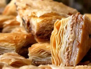 Bayramın vazgeçilmezi! İşte ev baklavası tarifi: Pratik ev baklavası nasıl yapılır?