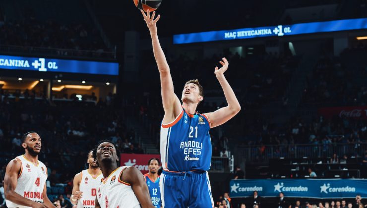 Anadolu Efes kapanışı iyi yaptı