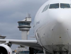 Kanada’dan Amsterdam’a gelen yolcu uçağının iniş takımlarında ceset bulundu