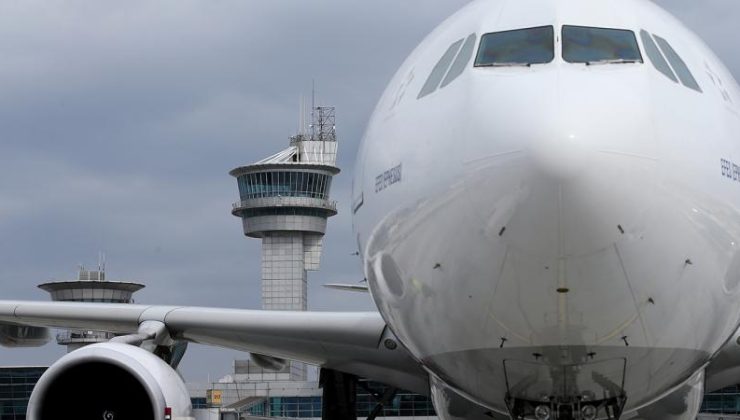 Kanada’dan Amsterdam’a gelen yolcu uçağının iniş takımlarında ceset bulundu