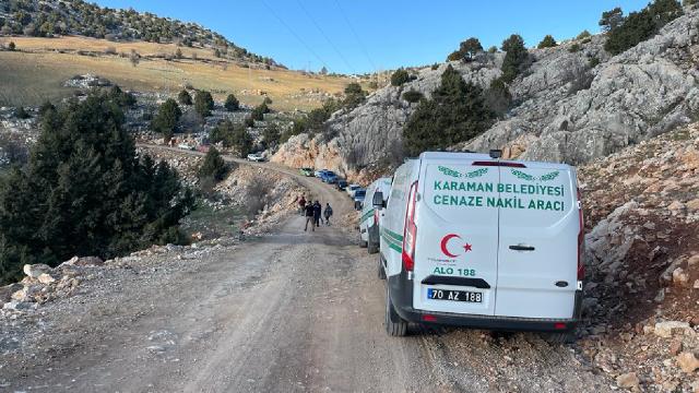 Maden işçilerini taşıyan araç takla attı: 5 ölü