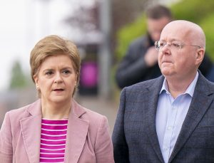 İskoçya’da skandal: Eski başbakanın eşi gözaltına alındı