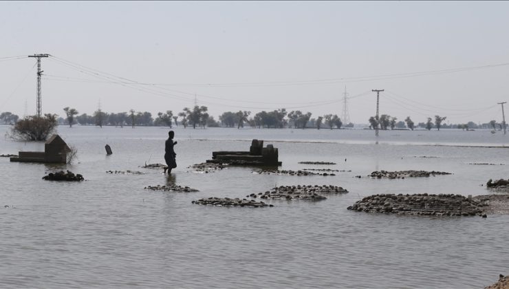 Pakistan’da selin vurduğu bölgelerden tahliye edilenlerin sayısı 14 bin oldu