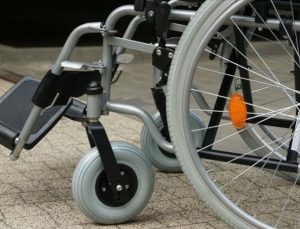Fransa’da 2024’ten itibaren tekerlekli sandalyeler ücretsiz olacak