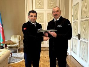 İlham Aliyev, Baykar Yönetim Kurulu Başkanı Selçuk Bayraktar’ı kabul etti