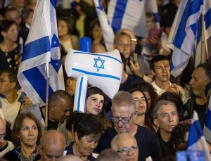 İsrail’de siyasi anlaşmazlıkların gölgesinde “Bağımsızlık Günü” kutlanıyor