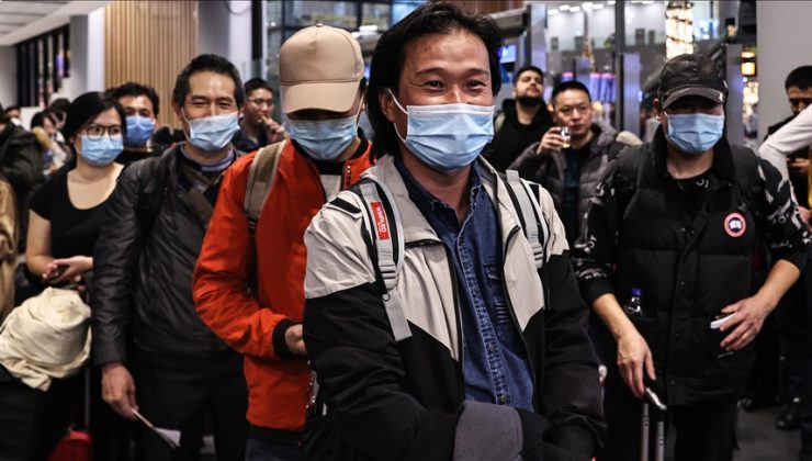 Çin, yurt dışından gelen yolculara Kovid-19 testi zorunluluğunu kaldırıyor