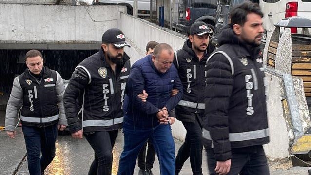 “Çiftlik Bank” davasının firari sanığı Osman Naim Kaya adliyede