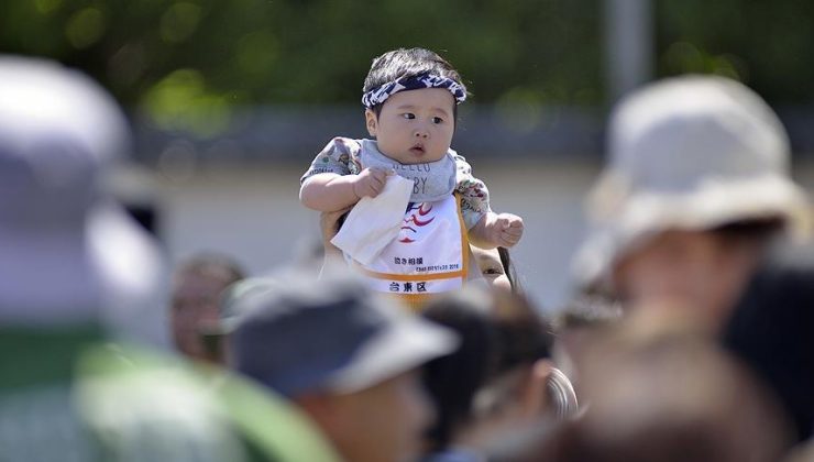 Japonya’da çocuk yetiştirme teşvik edilecek