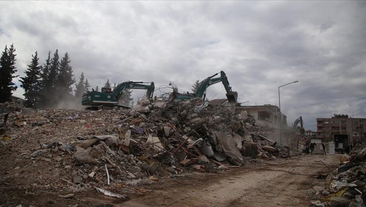 DSİ, Hatay’da 1 milyon 400 bin ton moloz taşıdı