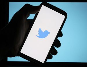 Twitter ücretsiz mavi tikleri kaldırdı