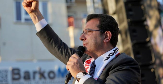 İBB Başkanı Ekrem İmamoğlu İstanbul Adliyesi’nde