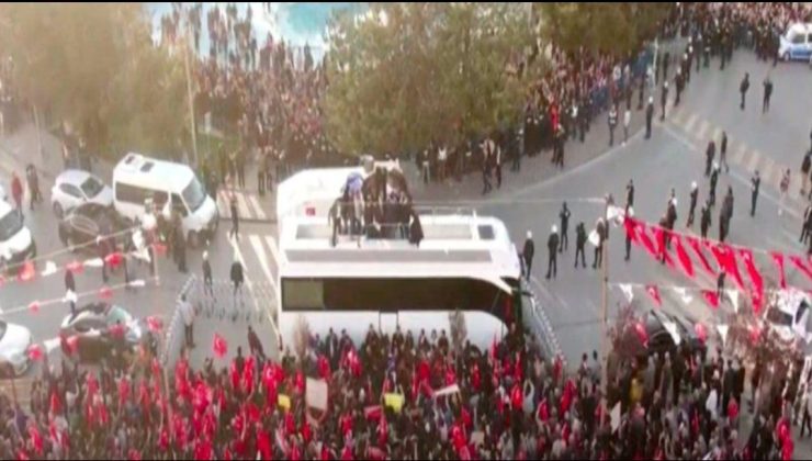 Kaftancıoğlu, İstanbulluları İmamoğlu’nu karşılamak üzere havalimanına çağırdı