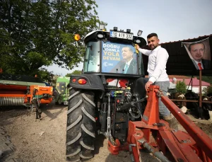 Cumhurbaşkanı Erdoğan’a teşekkür etmek için traktörüyle yola çıktı