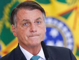 Bolsonaro hakkında ‘oy makinesini hackleme girişimi’ suçlaması