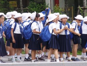 Osaka’da bir ilkokulda gaz kokusundan 50 öğrenci etkilendi